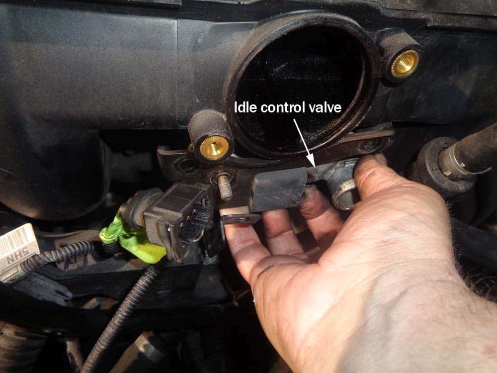 See U1039 repair manual